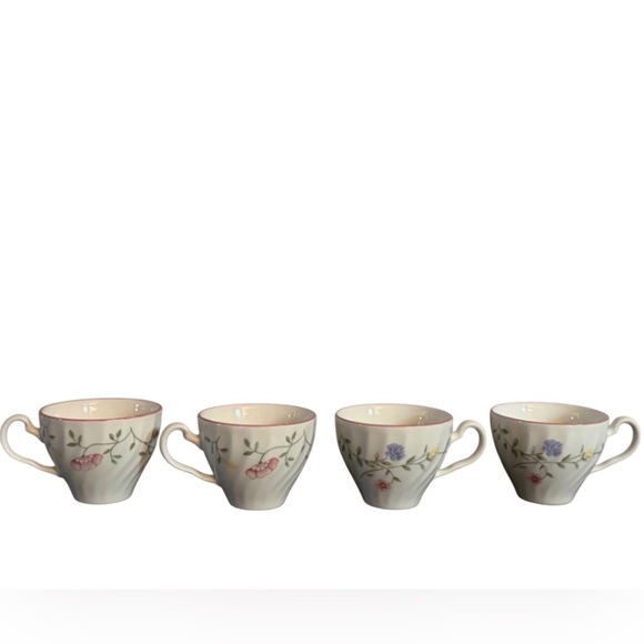 Johnson Brothers Summer Chintz Floral Teacups & Saucers 8 Pc. Set - Picture 2 of 5